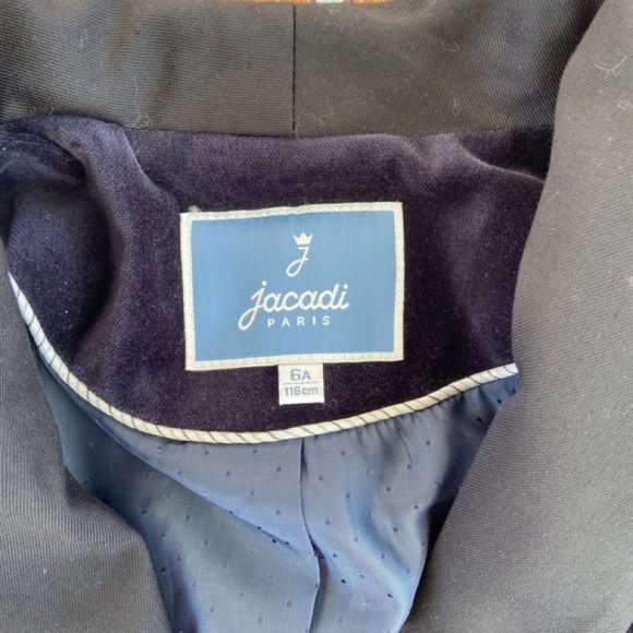 Jacadi Boy's Velvet Tuxedo Style Blazer in Size 6Y EUC - Picture 2 of 12